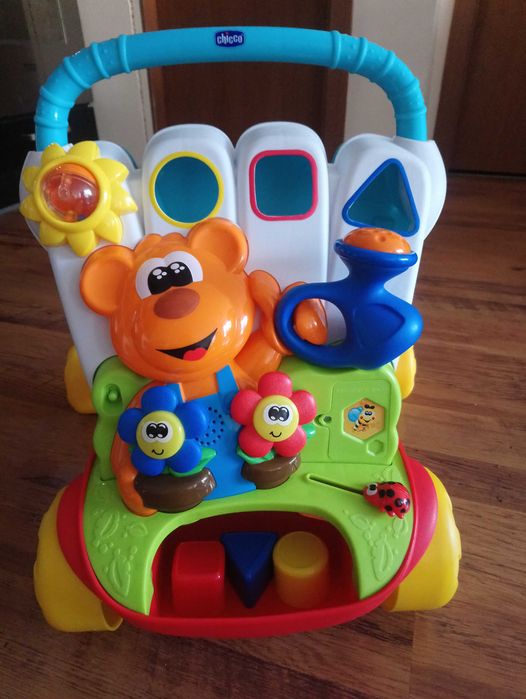 Уокър / проходилка за бутане Chicco baby gardener