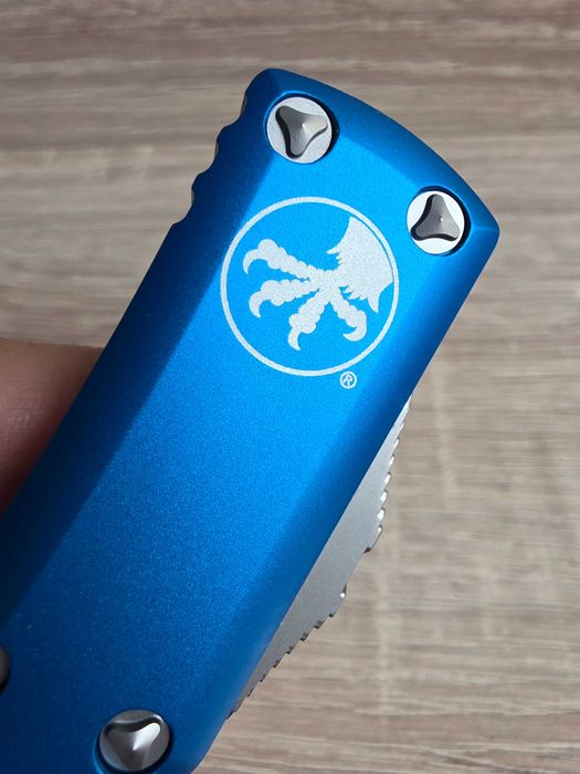 Microtech UTX-85  Blue OTF нож