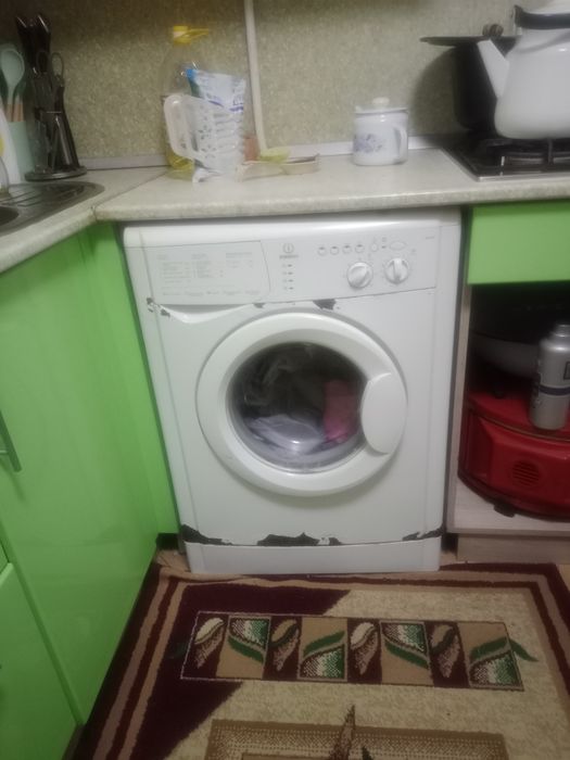 Продам стиральную машину
