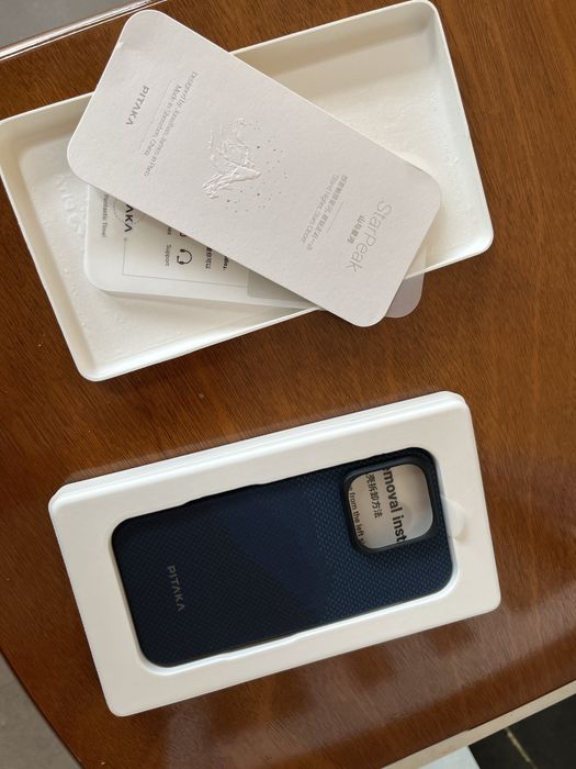 Husa aramida (kevlar) Pitaka StarPeak pt iPhone 15 Pro noua nefolosita