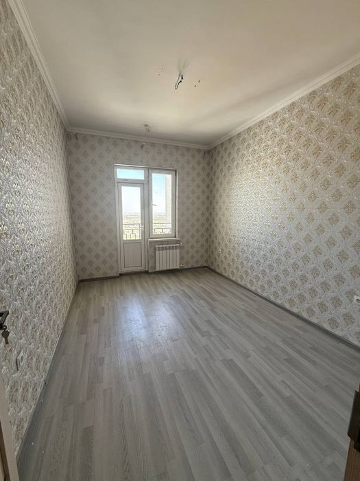 Мотрид 2 хонали сотилади