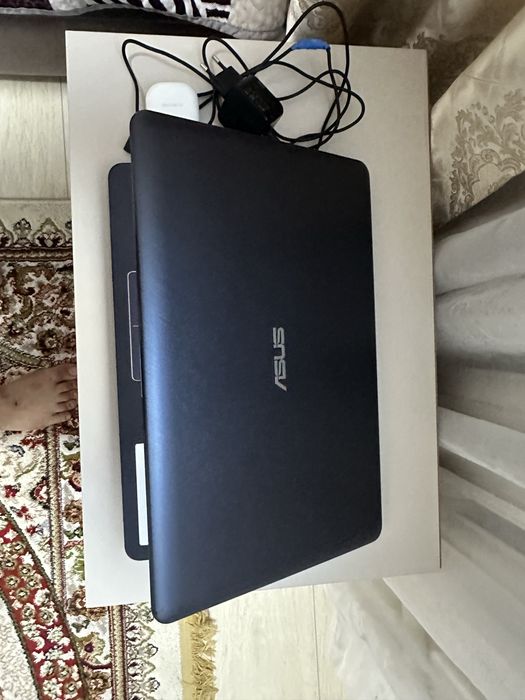 Продам ноутбук Asus Vivobook