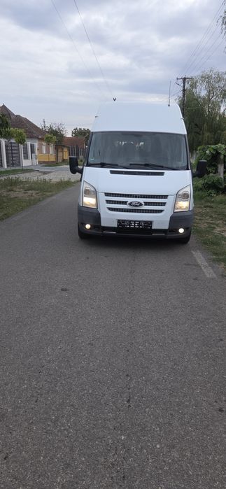 De vânzare ford transit 8+1