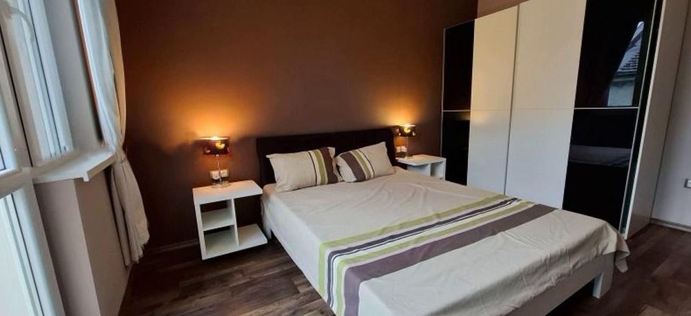 Дава се под наем Двустаен апартамент в София, Център - 70 кв.м за 750 € - Снимка #4