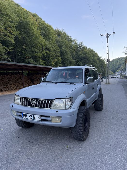 TOYOTA Land Cruiser 0 — imagine 3