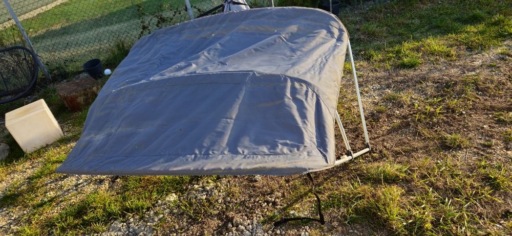 Bimini  top pentru bărci cu si fara pânze