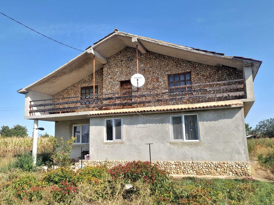 Продава се Къща в с. Крупен, Област Добрич - 160 кв.м за 500 €/кв.м - Снимка #3