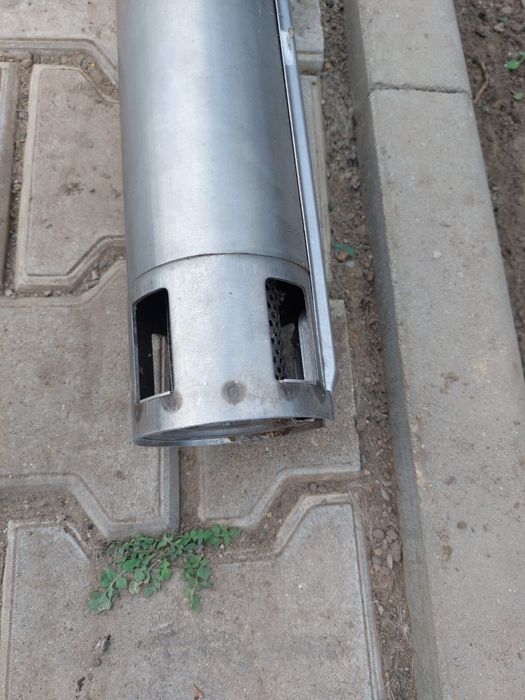 Vând Pompa Submersibila