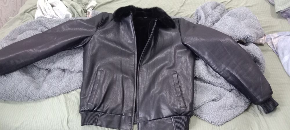 Куртка кожаная мужская
