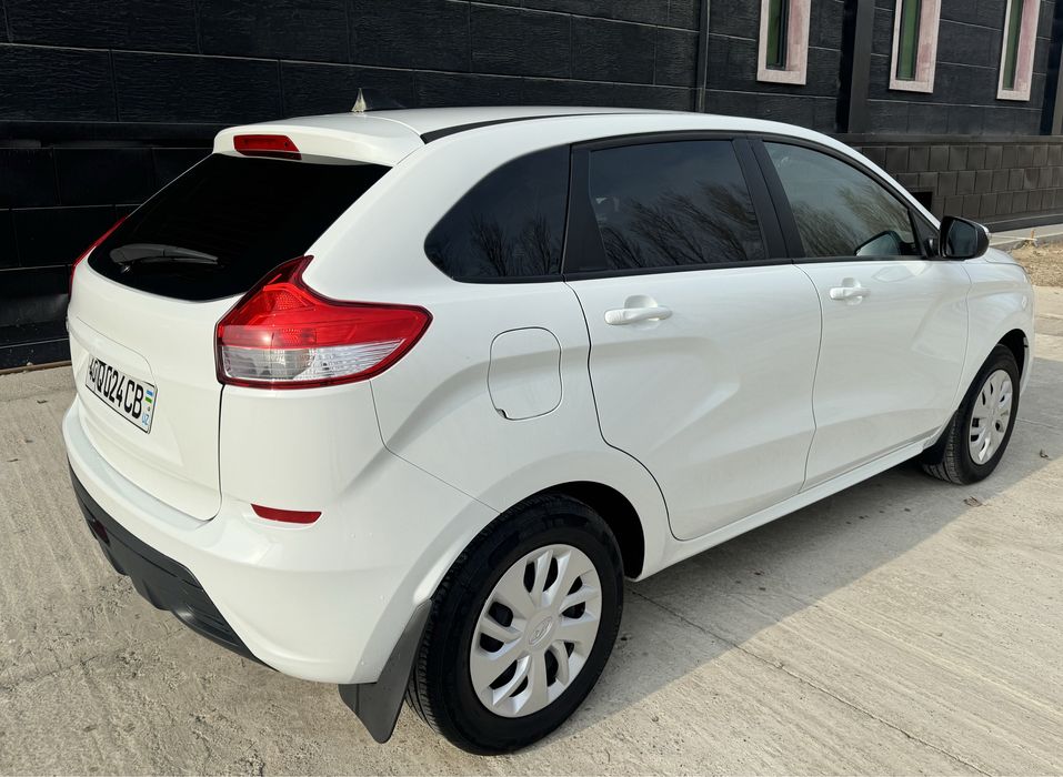 Lada Xray Продается