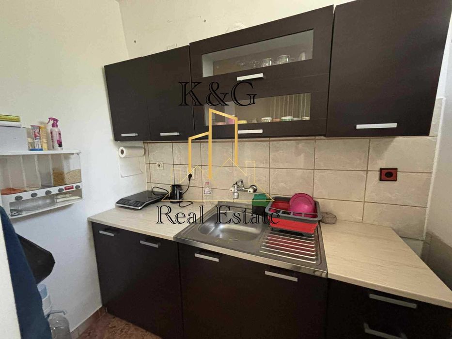 Едноетажна къща в много добро състояние