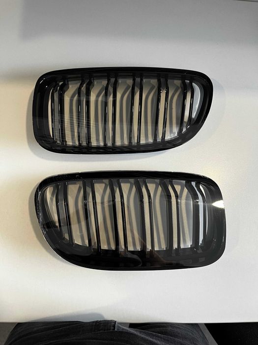 Set Grile/Nari Duble M style Negru Lucios Bmw Seria 3 E90/E91 Facelift