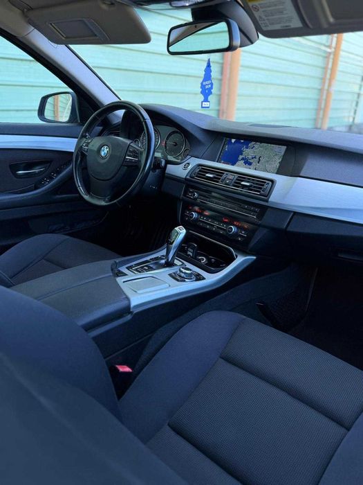 BMW Seria 5 • 520d • Automat • Soft Close