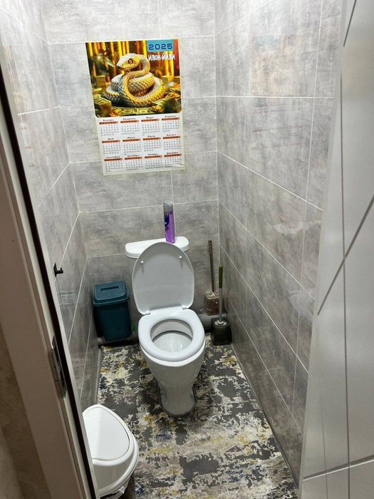 Нарпай Йули Янги Хаёт доми олдида 2 хонали ЛЮКС КВАРТИРА