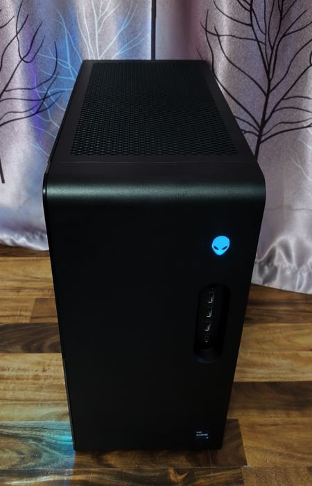 RTX4080/Core i9 14900KF/32gb ddr5/512gb ssd/Alienware Aurora R16 case/