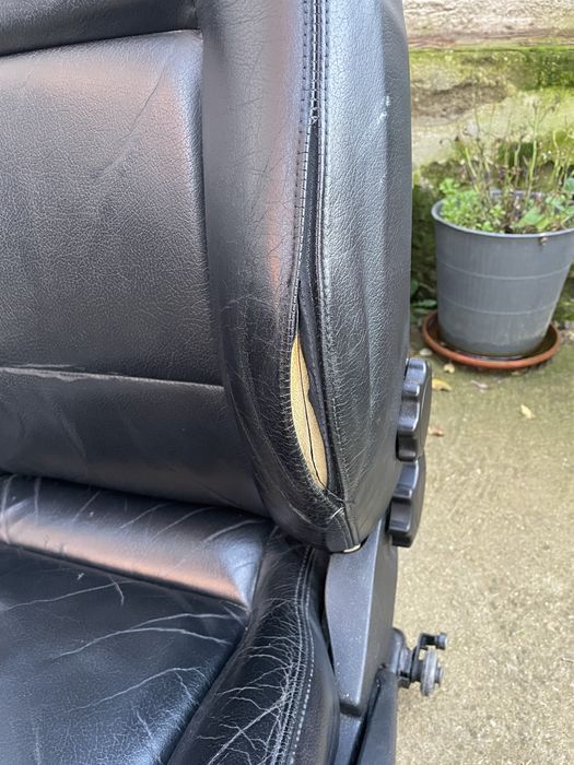 Кожени седалки Golf 4 комби