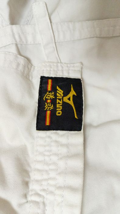 Продам кимоно  для каратэ