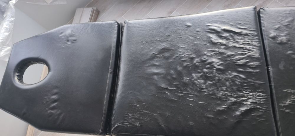 Козметични кушетки(бялата е продадена)