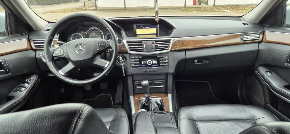 Mercedes E-Class 2010