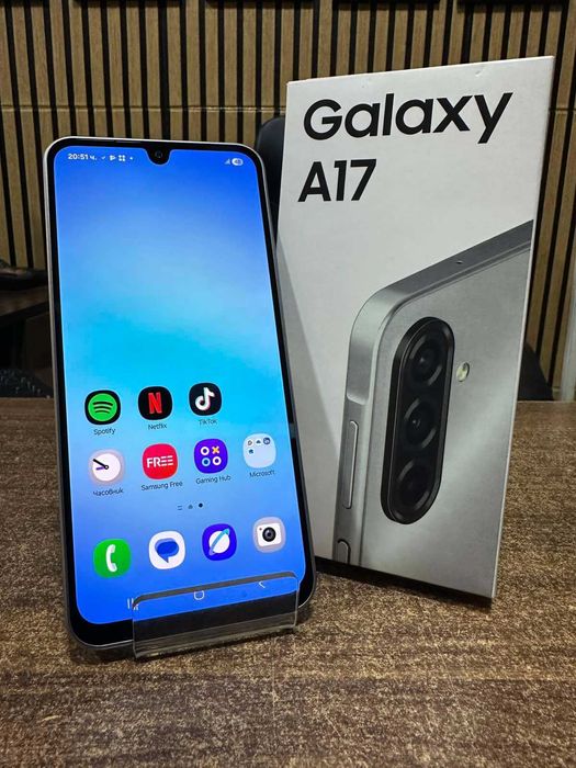 НОВ Samsung Galaxy A17 128GB 4GB RAM