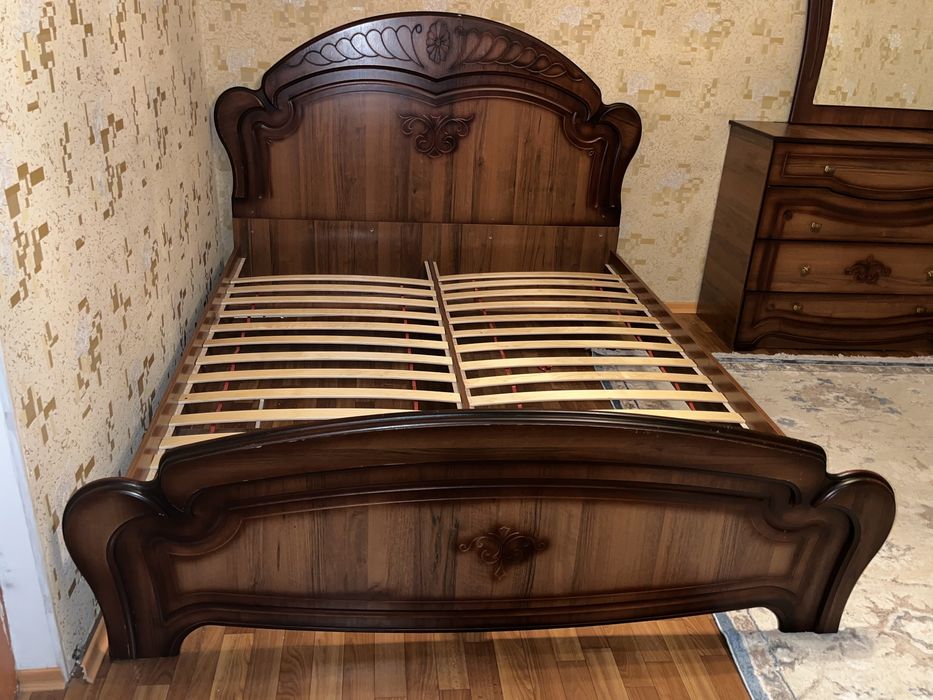 Спальный гарнитур Джамилья