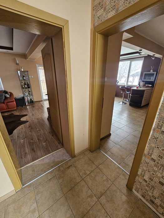 Къща в с. Брестник