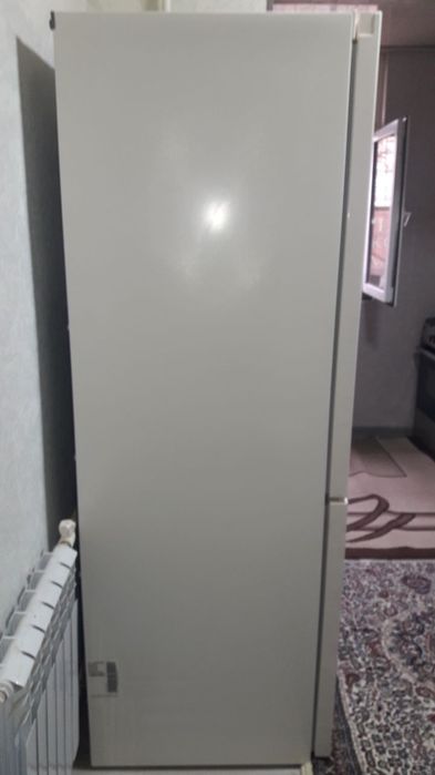 Холадиник LG срочно продается