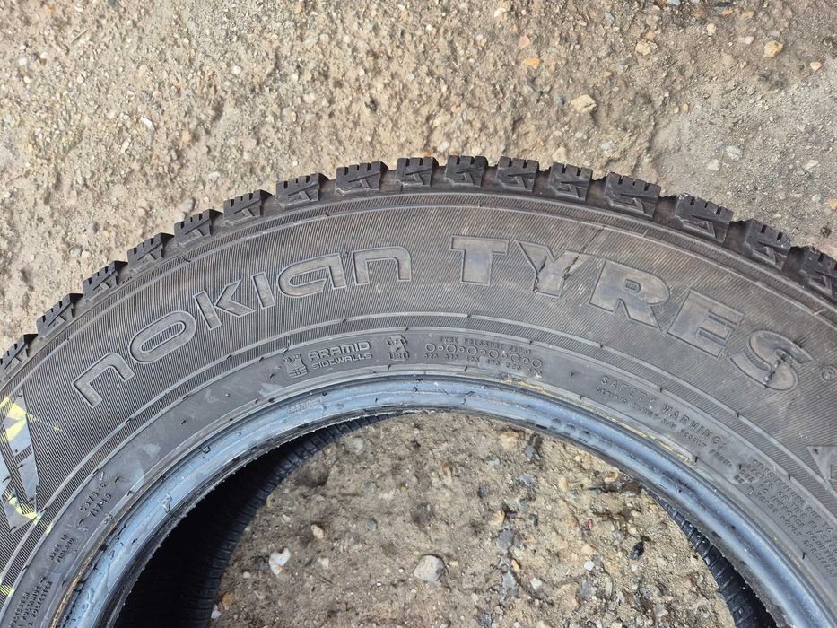 2 Anvelope de IARNA - 225/65/16C - NOKIAN - CA UNELE NOI DOT 2024