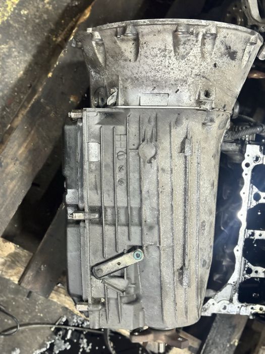 Автоматична скоростна кутия за Мерцедес CLS350