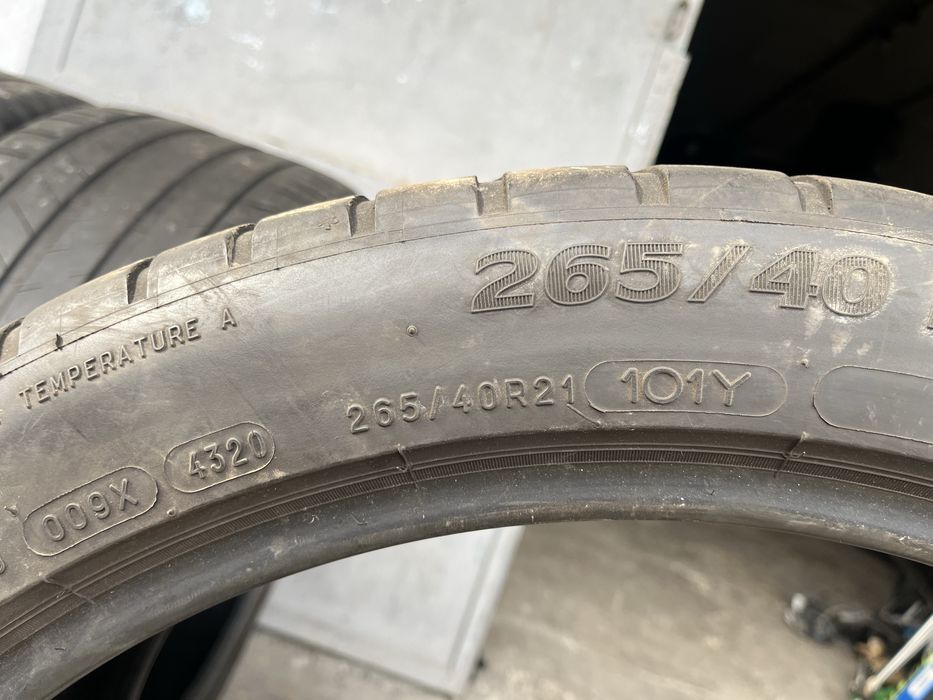 4 бр.гуми спорт пакет 265/40/21 и 295/35/21 Michelin DOT 4520 4-4,5 mm