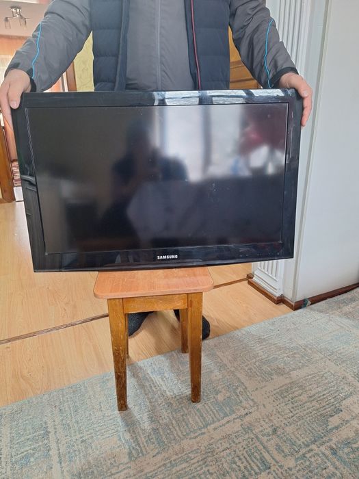 Продам телевизор