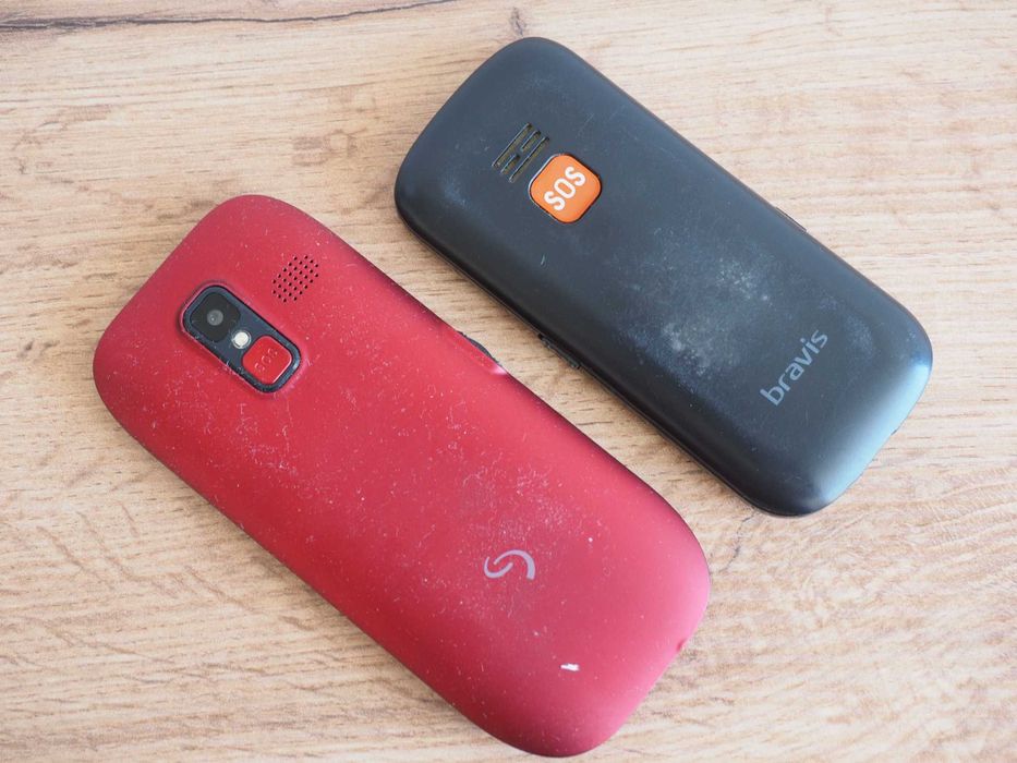 2 telefoane mobile cu taste mari – fără baterii și încărcătoare