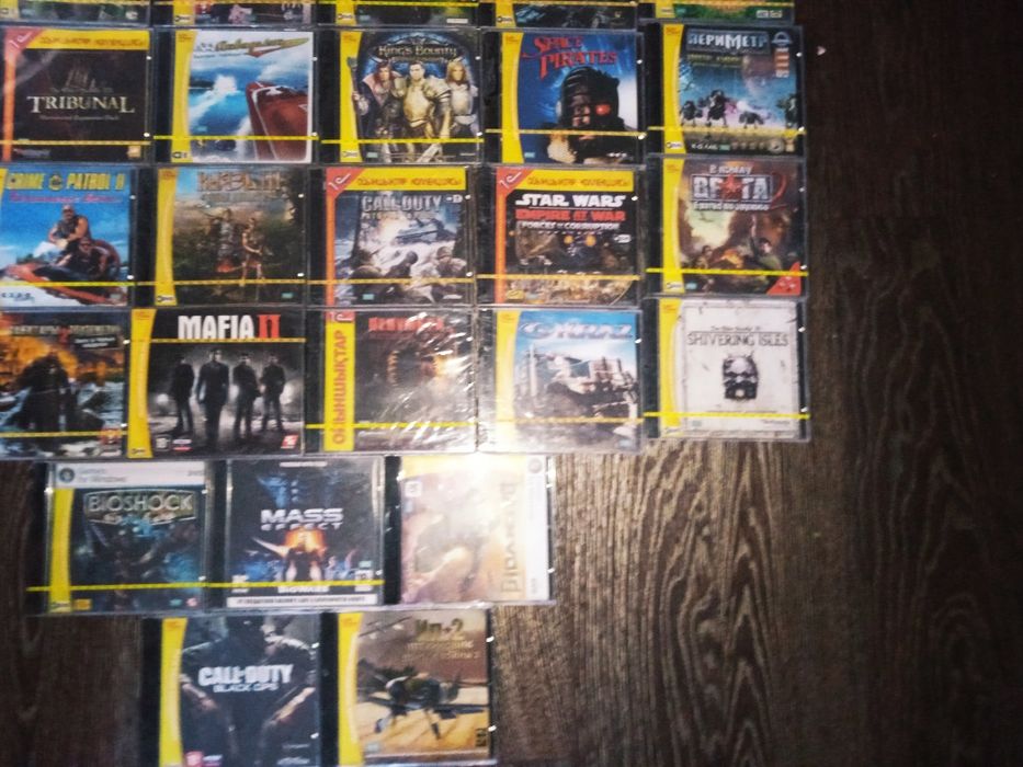 лицензионные диски игр.