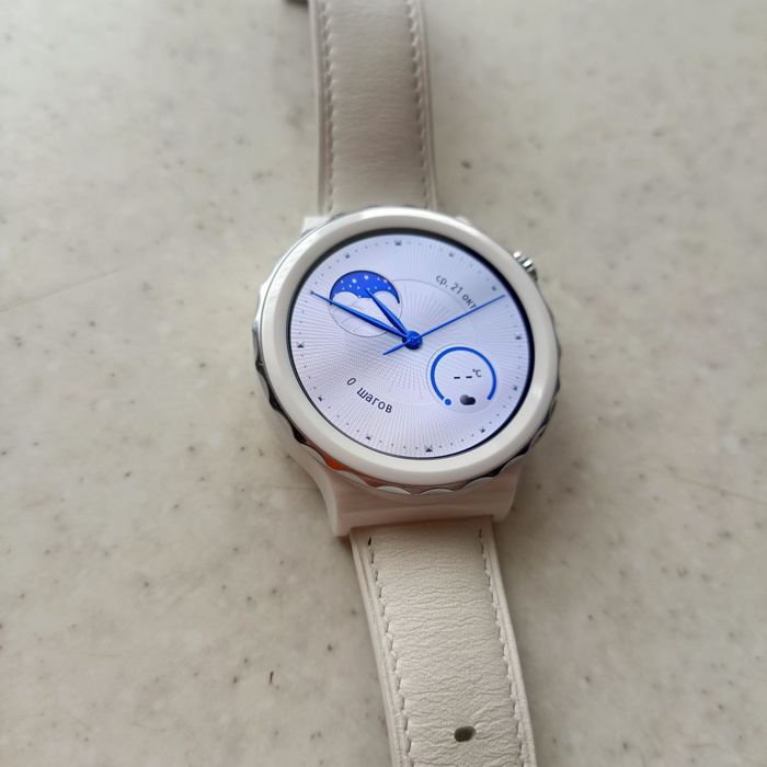 Продам премиум смарт-часы Huawei GT3 Pro