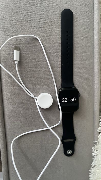 Продам Apple Watch 11 серия