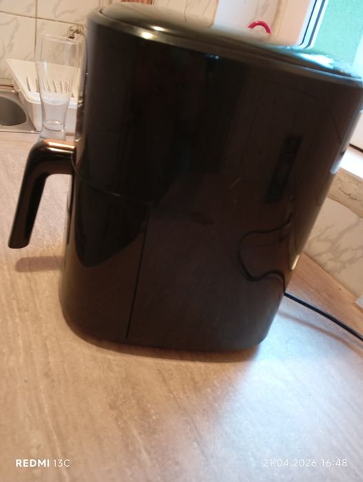Vând air fryer in stare perfectă