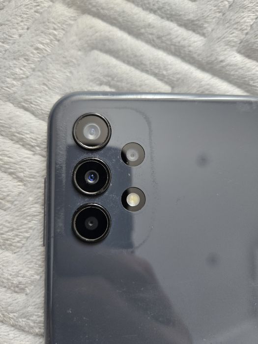 Самсунг а13 на 128/4 гб