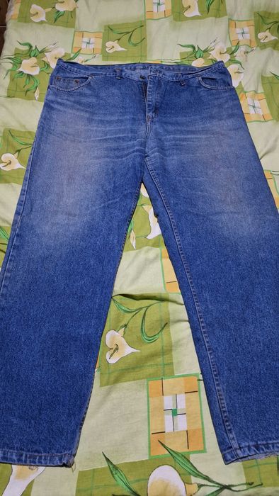 Majki danki i pantaloni мъжки дънки и панталони