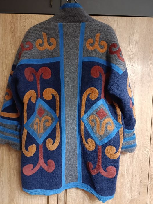 Вълнено плетено палто -ръчна изработка