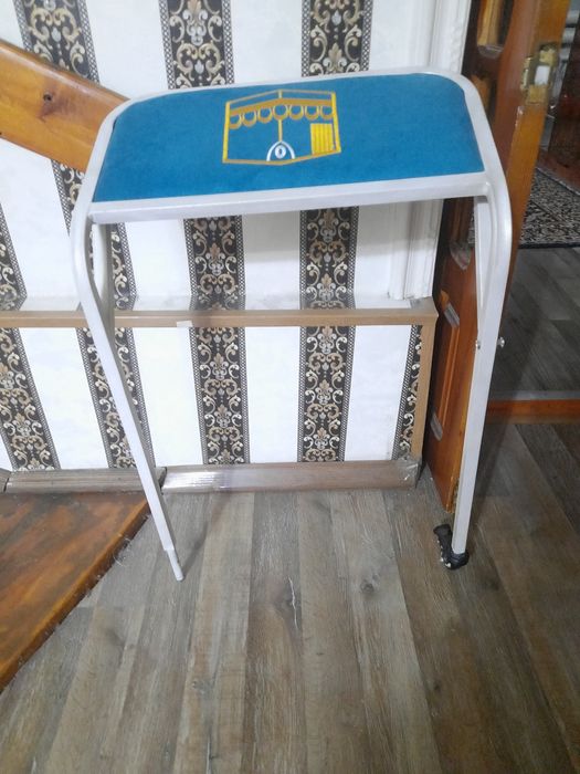 Стул Намаз Оқитиндарға