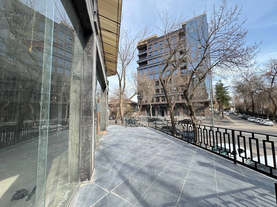 Аренда Нежилое помещение Ул. Сайрам 200 м2