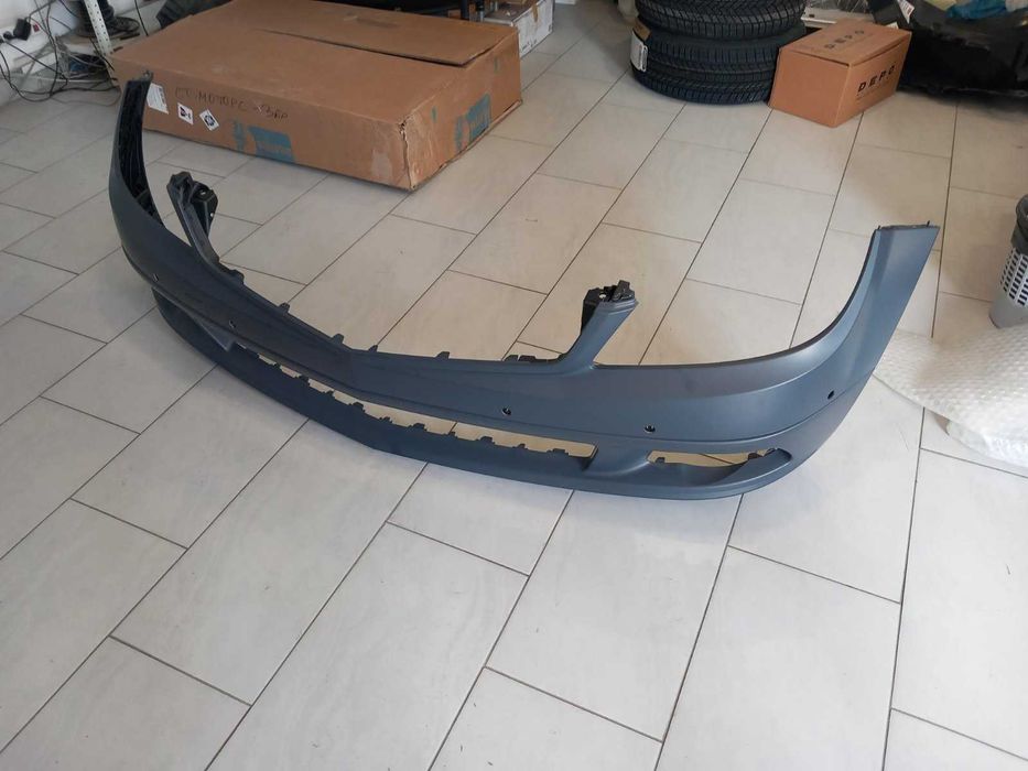 Оригинална предна броня Mercedes Benz C-Class S204, 2007-2011 г.