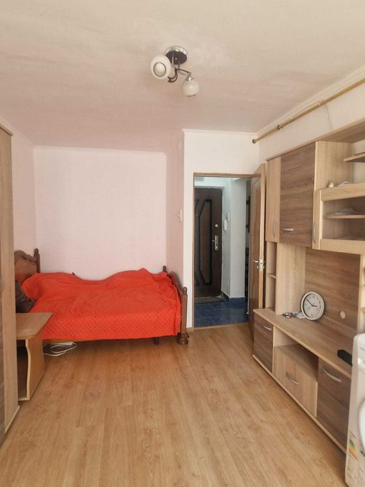 Vand Garsoniera Z8, M Viteazu, et 2