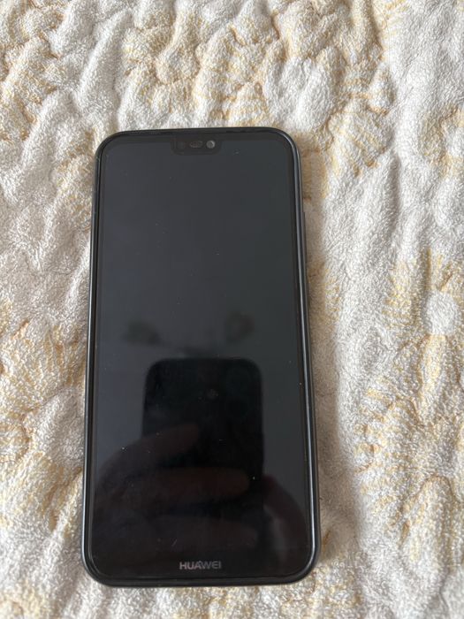 Продам Huawei P20 lite