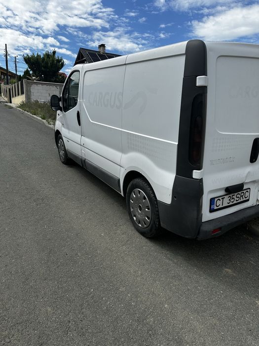 RENAULT Trafic 2002 — imagine 2