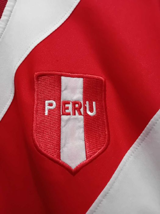 Оригинална ретро фланелка на Перу