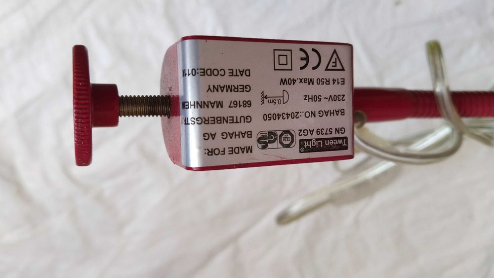 Настолни лампи метал и дърво