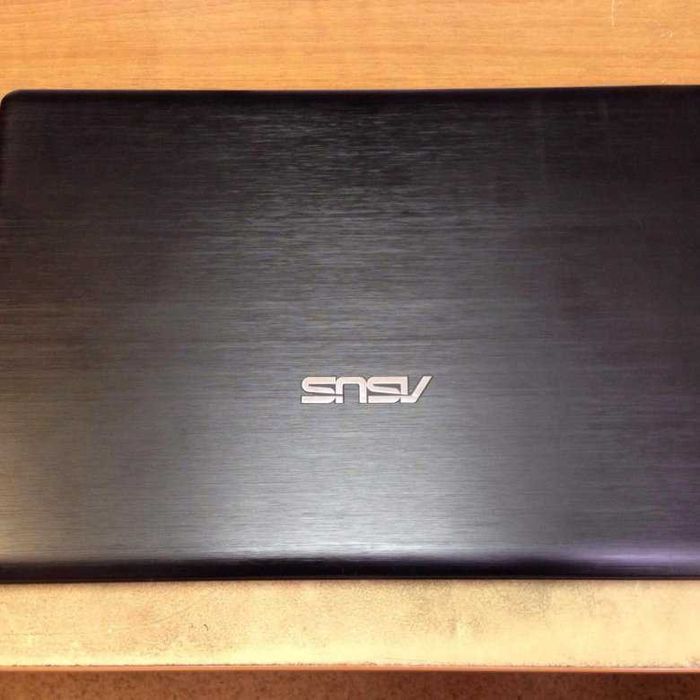 продам ноутбук асус X55  Core i5