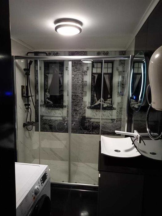 Дава се под наем Двустаен апартамент в Бургас, Славейков - 60 кв.м за 163.2 € - Снимка #1