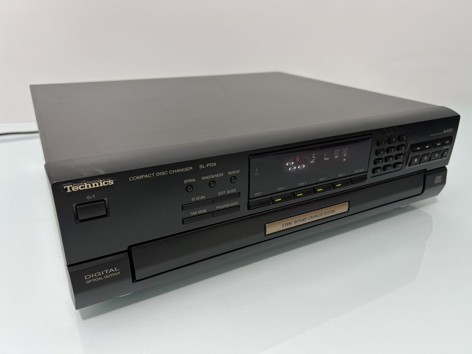 CD Player Technics SL PD-9 cu 5 CD-uri